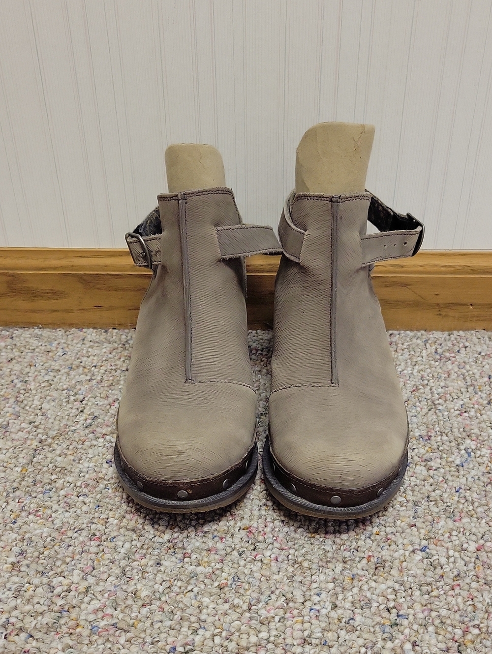Chaco Cataluna Taupe Leather Open-Back Clog with Buckle Sz 8. Casual Fall - Picture 3 of 8